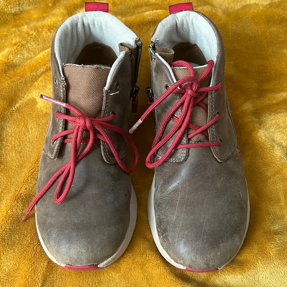UGG kids shoes